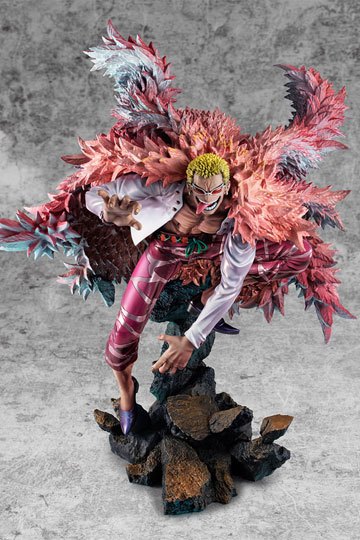 Megahouse -  One Piece - Excellent Model P.O.P PVC Statue SA-Maximum Heavenly Demon Donquixote Doflamingo 35 cm